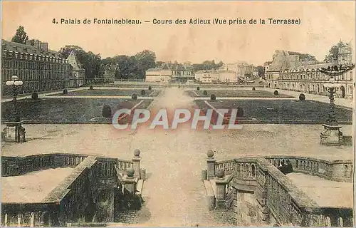 Cartes postales Palais de Fontainebleau Cours des Adieux (Vue prise de la Terrasse)