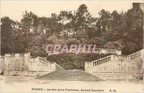 Cartes postales Nimes Jardin de la Fontaine
