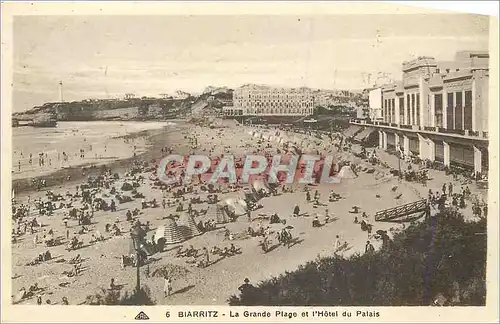 Ansichtskarte AK Biarritz La Grande Plage et l'Hotel du Palais