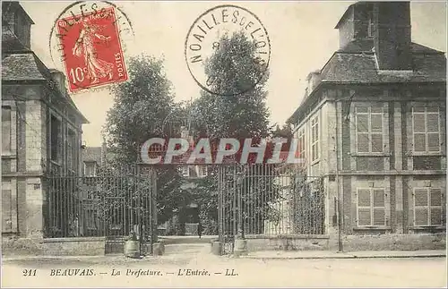 Cartes postales Beauvais La Prefecture L'Entree