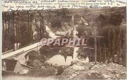 Ansichtskarte AK Angles sur l'Anglin (Vienne) Le Pont sur l'Anglin et la Ville Basse (Cote Nord)