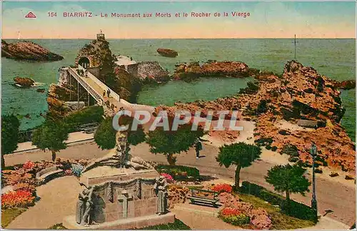Cartes postales Biarritz Le Monument aux Morts et le Rocher de la Vierge
