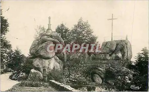 Cartes postales moderne Noiretable (Loire) N D de l'Hermitage Les Rochers de Peyrotine