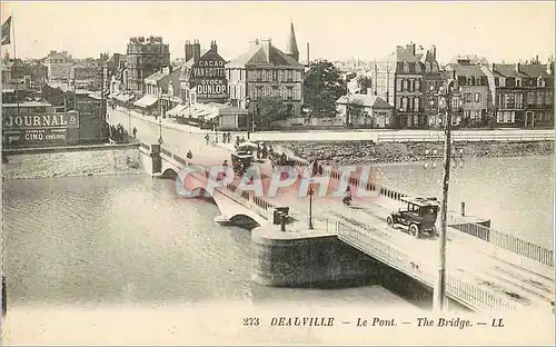 Cartes postales Deauville Le Pont Cacao Van Houten Automobile