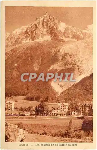 Cartes postales Chamonix Les Bossons et l'Aiguille du Midi