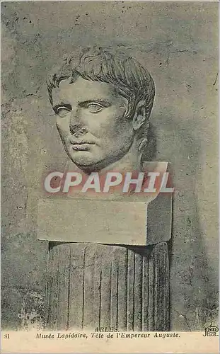 Cartes postales Arles Musee Lapidaire Tete de l'Empereur Auguste