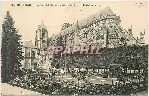 Cartes postales Bourges La Cathedrale vue prise du Jardin de l'Hotel de Ville