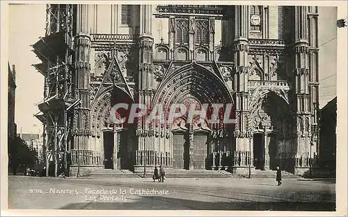 Cartes postales moderne Nantes Facade de la Cathedrale Les Portails