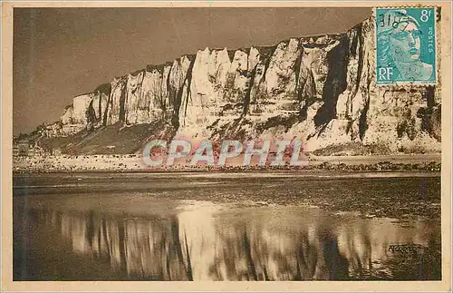 Cartes postales Les Falaises a Maree Basse Le Treport Eu Mers a 163 km de Paris