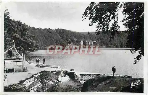 Cartes postales moderne Le Lac Pavin L'Auvergne Ancien Volcan Quaternaire