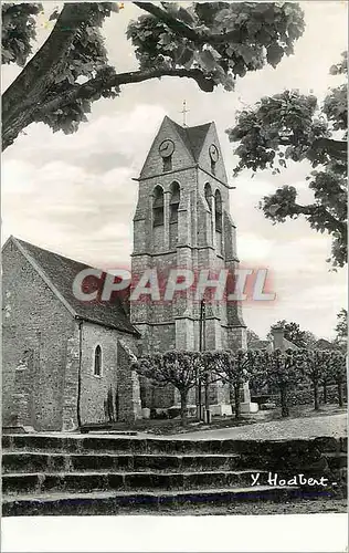 Cartes postales moderne Fontaine le Fort (S et M) L'Eglise Paroissiale avec Retour Gophique a Quatre  Pignons du 12e Sie