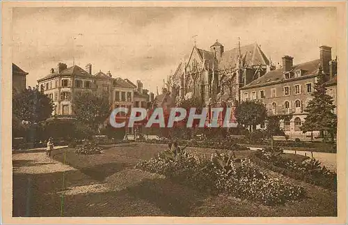 Cartes postales Troyes (Aube) Eglise Saint Urbain et Jardin de la Prefecture