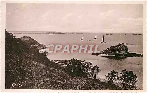 Cartes postales moderne Carantec (Finistere) Entree de la Rade de Morlaix et Roch ar Goret