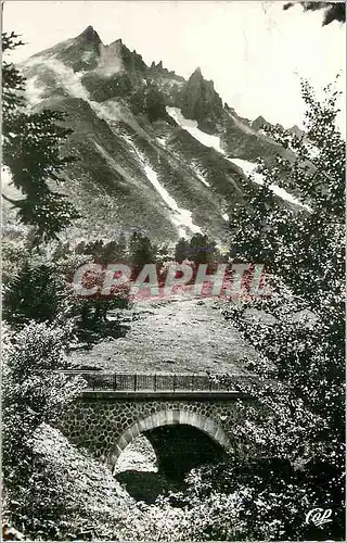 Cartes postales moderne Le Mont Dore Le Pic du Sancy vu du Pont de la Dore