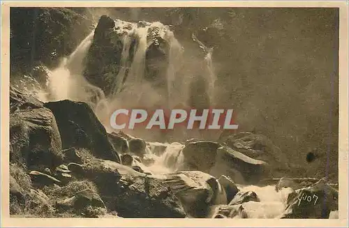 Cartes postales Cauterets Les Pyrenees La Douce France Cascade de Lutour (alt 1088 m)