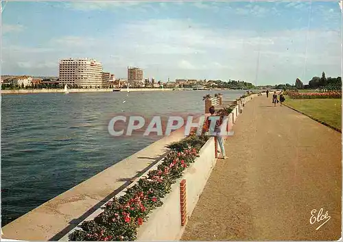 Moderne Karte Vichy (Allier) Les Bords de l'Allier Au fond La Rotonde du Lac