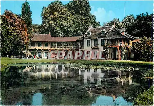 Cartes postales moderne Versailles (S et O) La Maison de la Reine Petit Trianon et le Lac