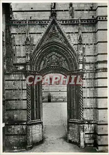 Cartes postales moderne Siena Porta avanzo della Gran Cattedrale ideata nel 1322 e non Proseguita