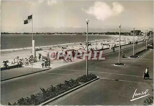 Cartes postales moderne La Baule (Loire Inferieure) La Cote d'Amour La Plage et le Nouveau Boulevard