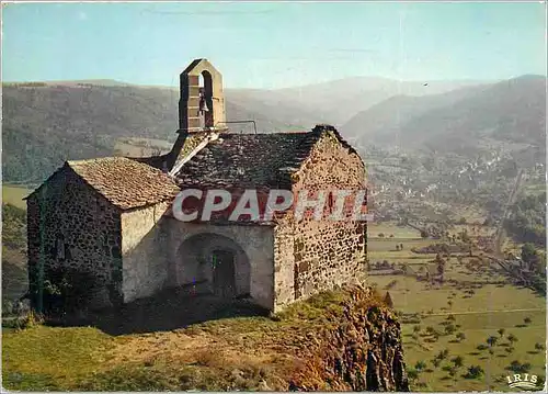 Cartes postales moderne En Auvergne Une Vieille Eglise pleine de Caractere un Eglise du Temps des Croisades