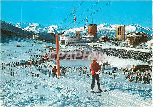 Moderne Karte Sestriere m 2035 Ski Lift Jolly au fond Depart de la Telepherique et Grand Hotels Ski