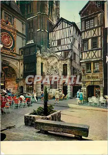 Cartes postales moderne Rouen (Seine Maritime) En Normandie Au Pied du Beffroi et du Gros Horloge tres belle Fontaine du