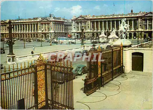 Cartes postales moderne Paris Couleurs et Lumiere de France Place de la Concorde Les Hotels de Gabriel Automobile