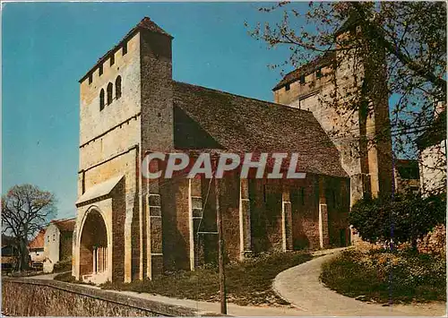 Cartes postales moderne Les Eyzies de Tayac (Dordogne) L'Eglise de Tayac XIIe Siecle Fortifiee Portail Polylobe