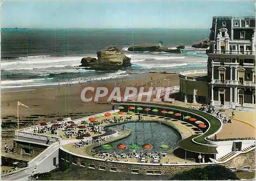 Cartes postales moderne Biarritz Hotel du Palais La Piscine