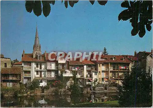 Cartes postales moderne Aurillac (Cantal) En Haute Auvergne Les Bords de la Jordanne et le Clocher de l'Eglise Saint Ger