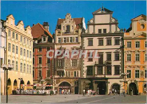 Cartes postales moderne Praha Les Pigeons Renaissance et Baroques des Maisons Reconstruites du Cote Sud de la Place
