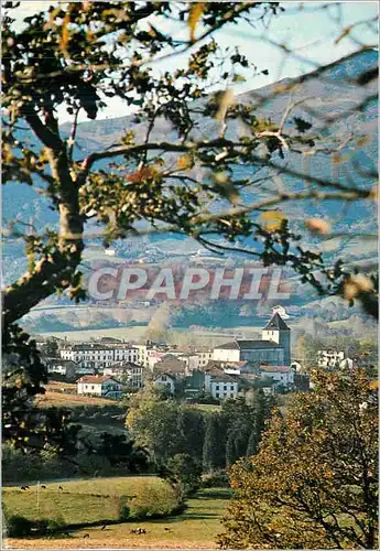 Cartes postales moderne Sare (Pyrenees Atlantiques) Un Village Basque Typique