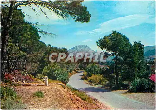 Cartes postales moderne Environs d'Aix en Provence (B d R) Route du Tholonet La Stele Marque l'Endroit d'ou Cezanne a Pe