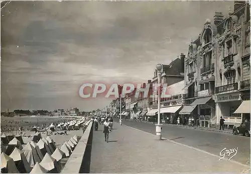 Cartes postales moderne Les Sables d'Olonne (Vendee) Le Remblai