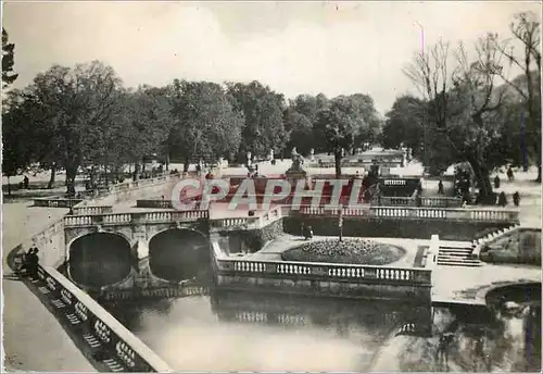 Moderne Karte Nimes Le Jardin de la Fontaine