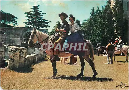 Moderne Karte A la Fete en Pays d'Arles Lou Gardian Eme sa Chato Folklore