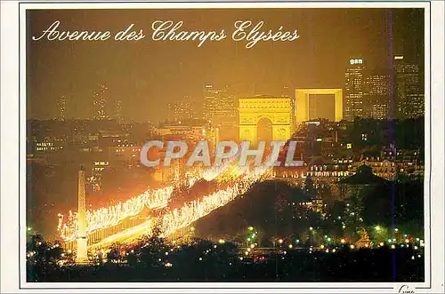 Cartes postales Paris La nuit Les Champs Elysees depuis la Concorde