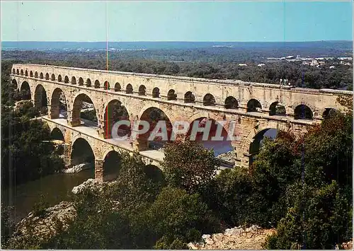 Moderne Karte Le Pont du Gard Aqueduc romain construit avant l'ere chretienne sur l'ordre d'Agrippa pour amene