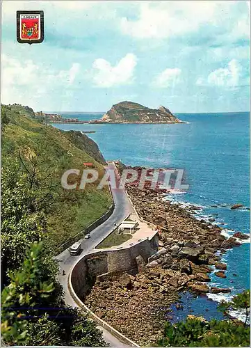 Cartes postales moderne Zarauz Route de bilbao au fond