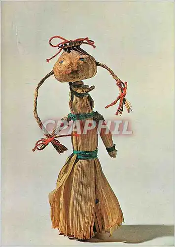 Moderne Karte Poupee de fillette hongroise habillee de feuilles de mais et tete en capsule de pavot (Collectio