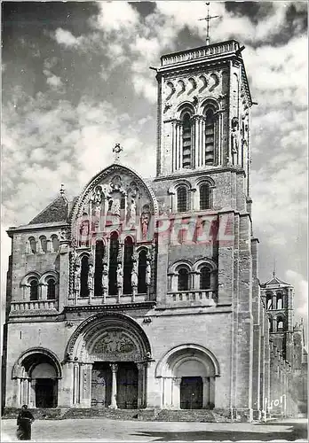 Cartes postales moderne Vezelay (Yonne) Facade principale de la Basilique de la Madeleine (XIe et XIIe s)
