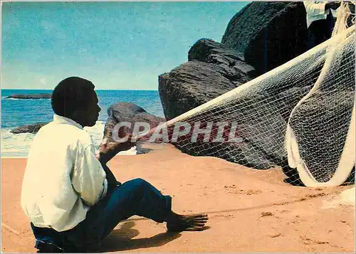 Cartes postales moderne Cameroun Littoral Kribi Fabrication d'un filet de peche