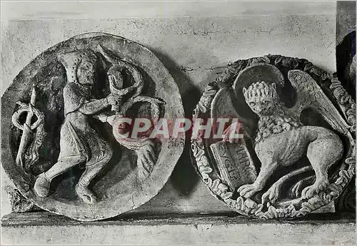 Cartes postales moderne Vezelay Basilique de la Madeleine Vigneron Taillant sa Vigne Ce medaillon est le 5e de ceux qui