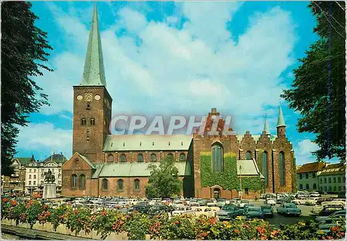 Cartes postales moderne Aarhus Cathedral Automobile
