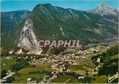 Cartes postales moderne Thones Vue generale aerienne et la Roche de Thones