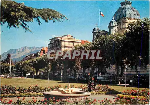 Cartes postales moderne Evian les Bains (Hte Savoie) L'Etablissement Thermal et les Memises