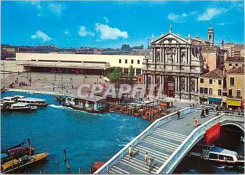 Cartes postales moderne Venezia Gare de St Lucie Bateaux