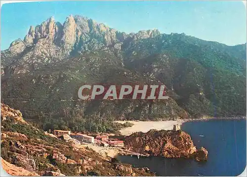 Moderne Karte Panorama de la Corse La station blottie au fond du golfe et son arriere plan de montagnes