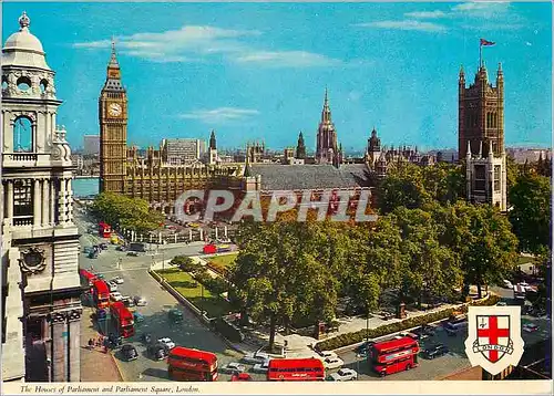 Cartes postales moderne The Houses of Parliament and Parliament Square London Designed by Sir Charles Barry and begun in