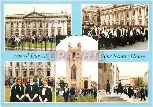 Cartes postales moderne Slighly Larget from Cambridge Award Day at the Senate House